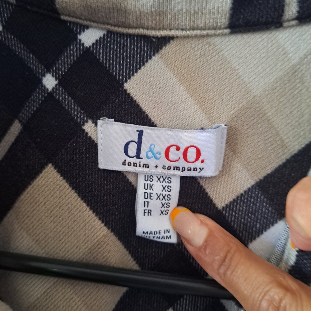Denim & Co. Brushed Heavenly Jersey Plaid Button Front Shirt - Picture 4 of 6